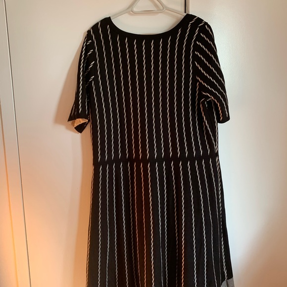 Gabby Skye Sweater Dress - Picture 2 of 4